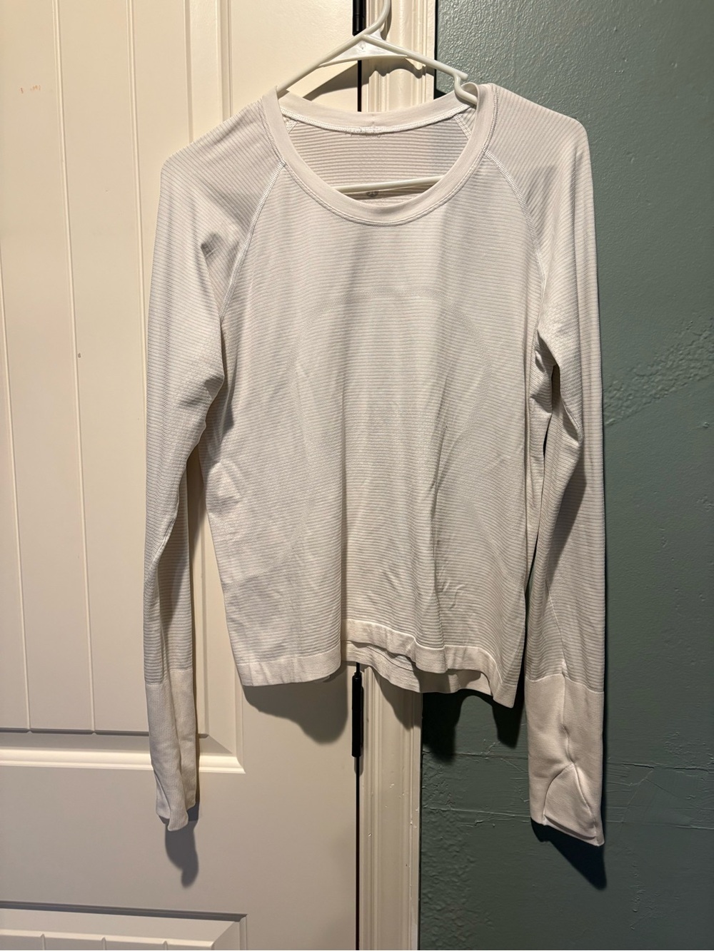 lululemon athletica White Long-Sleeve Crew Top